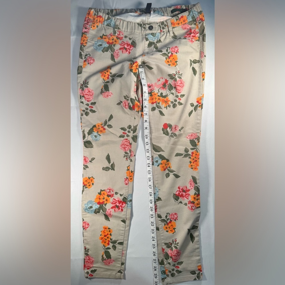 United Colors Of Benetton Beige Floral Jegging w/Orange & Pink Accents 30” insm